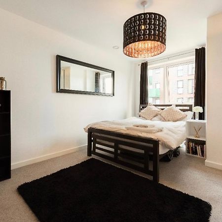 Lovely 2 Bed Apartment 15Mins From Bond St Londra Dış mekan fotoğraf